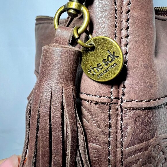 The Sak Collection-Brown Leather Embossed Floral Sides-Black/Pink inside-Phone - Picture 4 of 15